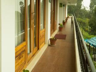 Mount N Mist Hotel Nainital Buitenkant foto